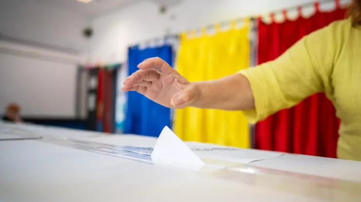 LIVE UPDATE. ALEGERI PREZIDENȚIALE 2025: Prezența la vot în timp real: Peste 9,4 milioane de români au votat în România și Diaspora