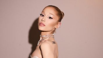 Ariana Grande li se alătură lui Robert De Niro și Ben Stiller în distribuția unei continuări a filmului „Meet the Parents”