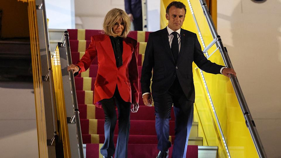 Ce i-a spus Brigitte Macron soțului ei după ce l-a pălmuit? Un cititor profesionist pe buze a dezvăluit detaliile