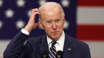 Democrații recunosc declinul lui Biden în „Original Sin”, o nouă carte controversată care va fi lansată pe 20 mai. Echipa fostului Președinte al SUA se gândea să-l pună în scaun cu rotile, odată ce câștiga alegerile