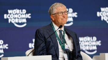 Bill Gates anunță că își va dona aproape întreaga avere până în 2045. Miliardarul îl critică dur pe Elon Musk: „Ucide copiii săraci ai lumii”
