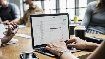 Guvernul lansează Platforma națională de raportare unică în învățământul superior. Cum va reduce birocrația și haosul administrativ pentru universități