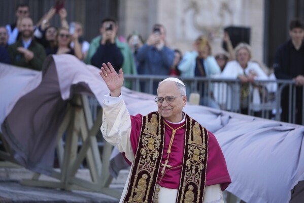 Papa Leon al XIV-lea a încheiat ultimele formalități pentru a deveni Episcopul Romei: „Sunt roman!”