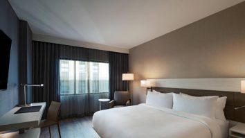 La ce să fii atent când faci o rezervare la hotel?  Recenziile negative recente și constante spun multe despre o proprietate