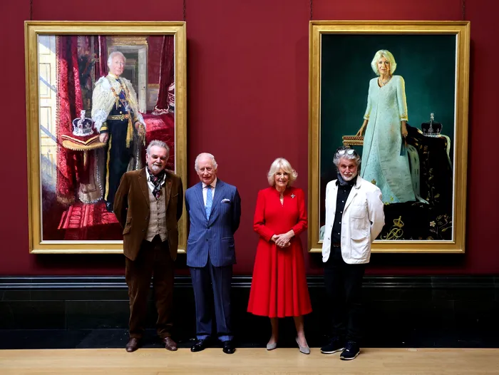 Regele Charles și Regina Camilla au dezvăluit două portrete noi cu ocazia aniversării a doi ani de la încoronare