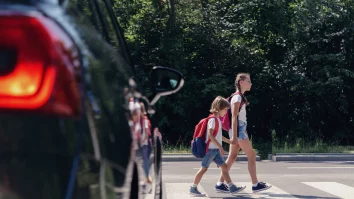 În România, la fiecare 80 de secunde are loc un accident rutier. Titi Aur, pilot și expert în siguranță rutieră: „Suntem țara cu cele mai multe victime, dar nu facem nimic”