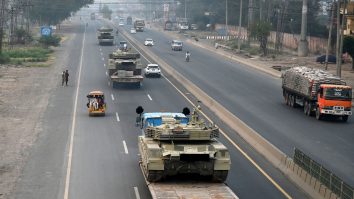 Armistițiul dintre India și Pakistan, anunțat de Trump, a fost deja încălcat