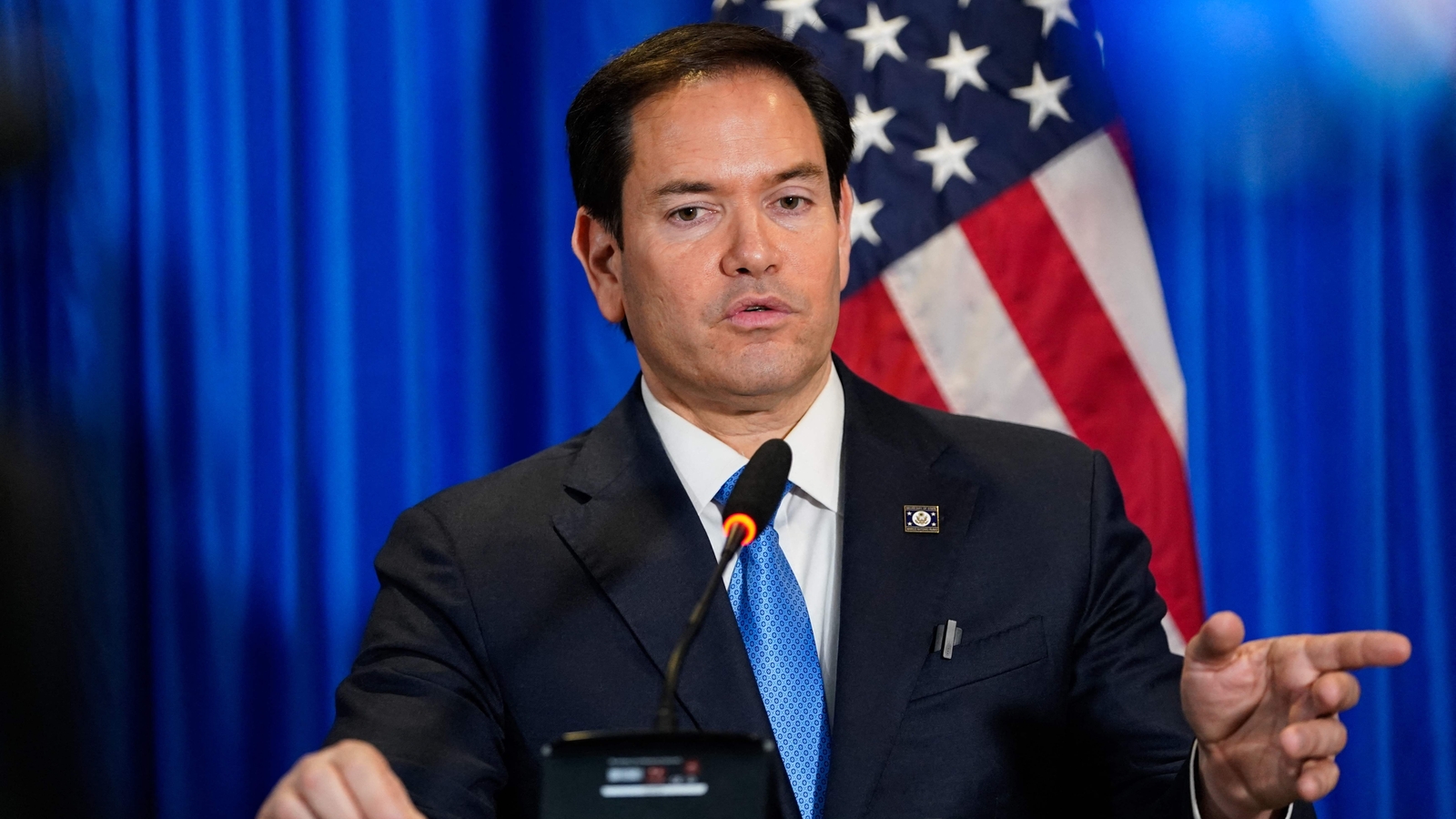 Marco Rubio anunță că „orice străin care cenzurează americanii” va fi interzis pe teritoriul SUA, iar vizele vor fi restricționate. Administrația Trump critică democrația din Europa, inclusiv din România