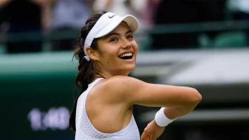 Emma Răducanu a fost eliminată de Swiatek în turul doi la Roland Garros