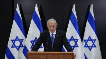 Benjamin Netanyahu l-a felicitat, în cele din urmă, pe Nicușor Dan