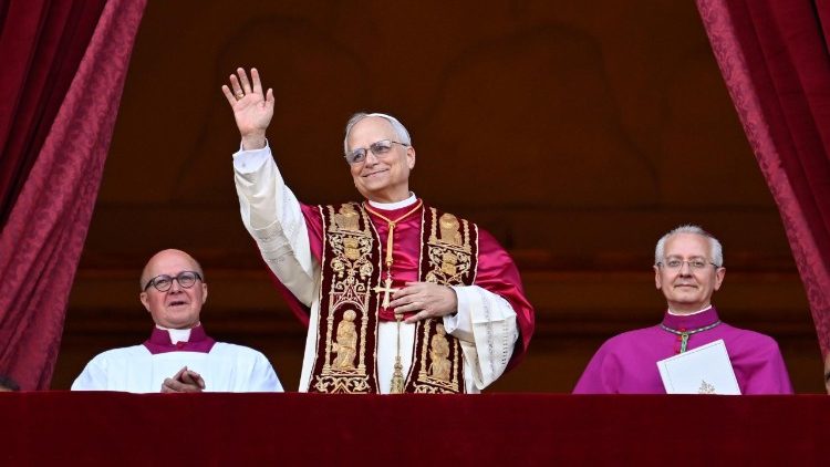 Papa Leon al XIV-lea propune Vaticanul drept loc de desfășurare a negocierilor de pace dintre Rusia și Ucraina. Marco Rubio sprijină inițiativa