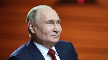 Rusia și Ucraina au efectuat cel mai mare schimb de prizonieri de până acum. Fiecare parte a eliberat câte 1.000 de ostatici