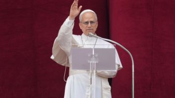 Papa Leon al XIV-lea a făcut apel la „încetarea războiului”: „Să fie o pace autentică şi durabilă”