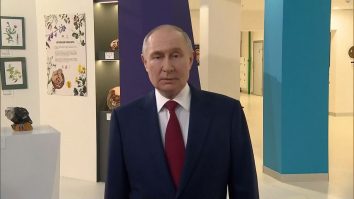 „Trump nu l-a presat suficient pe Putin și i-a dat președintelui rus ce își dorea”. Ce spun analiștii americani despre apelul dintre cei doi lideri