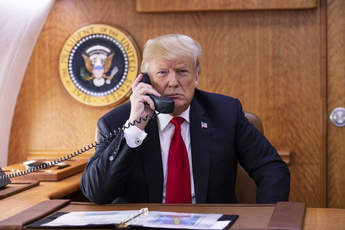Trump face primele declarații după discuția de peste 2 ore cu Putin: „Rusia și Ucraina vor începe imediat negocierile pentru încheierea războiului”