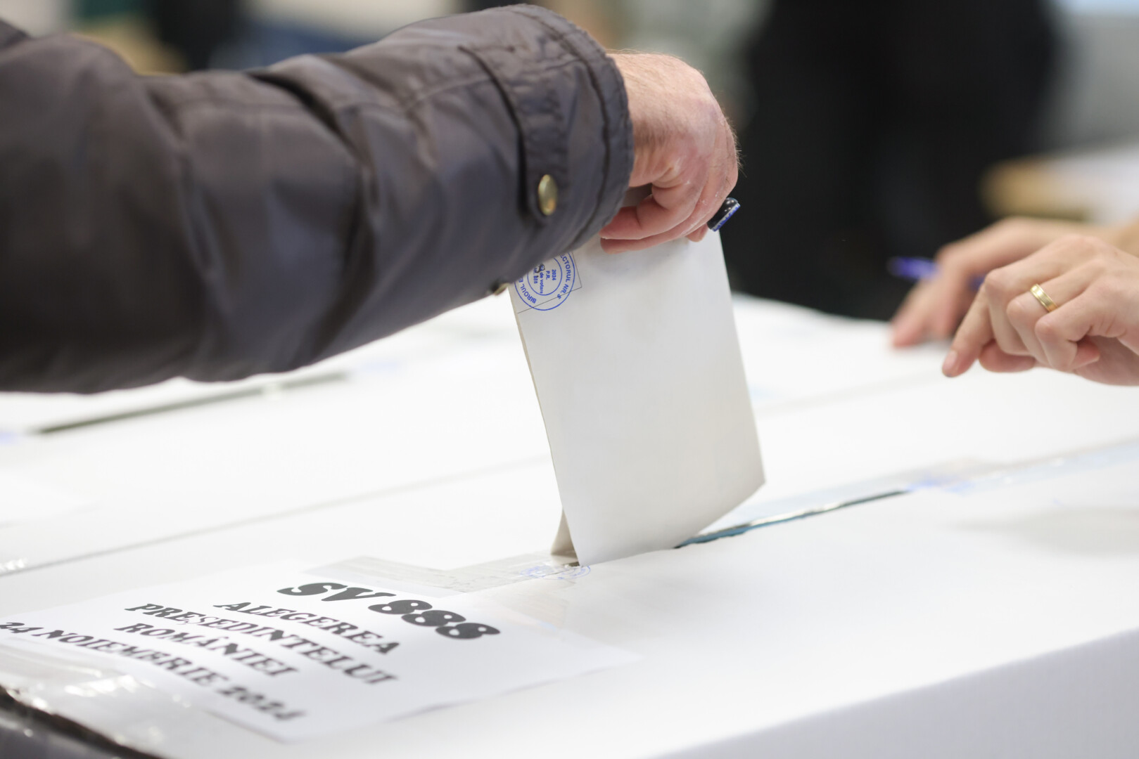 Mobilizare masivă în Diaspora pentru turul 2 al alegerilor prezidiențiale. Care este dinamica votului