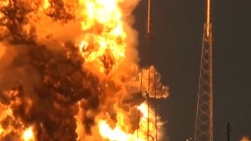 O rachetă SpaceX Starship a explodat într-o minge de foc uriașă în timpul unui test în Texas