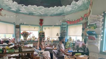 Tot mai multe femei au ajuns să-și angajeze partenerii de viață. Femeile au făcut afaceri de succes pe site-uri precum ETSY