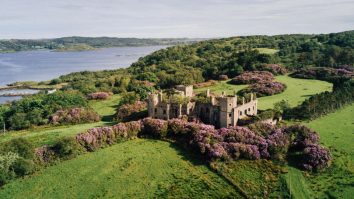 Insula scoțiană Shuna este scoasă la vânzare pentru 7,5 milioane de dolari. Prețul include și un castel