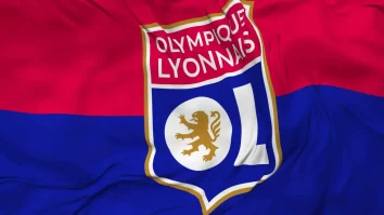 Olympique Lyon, una dintre cele mai mari echipe din Europa, a fost retrogradată în Liga 2 din motive financiare