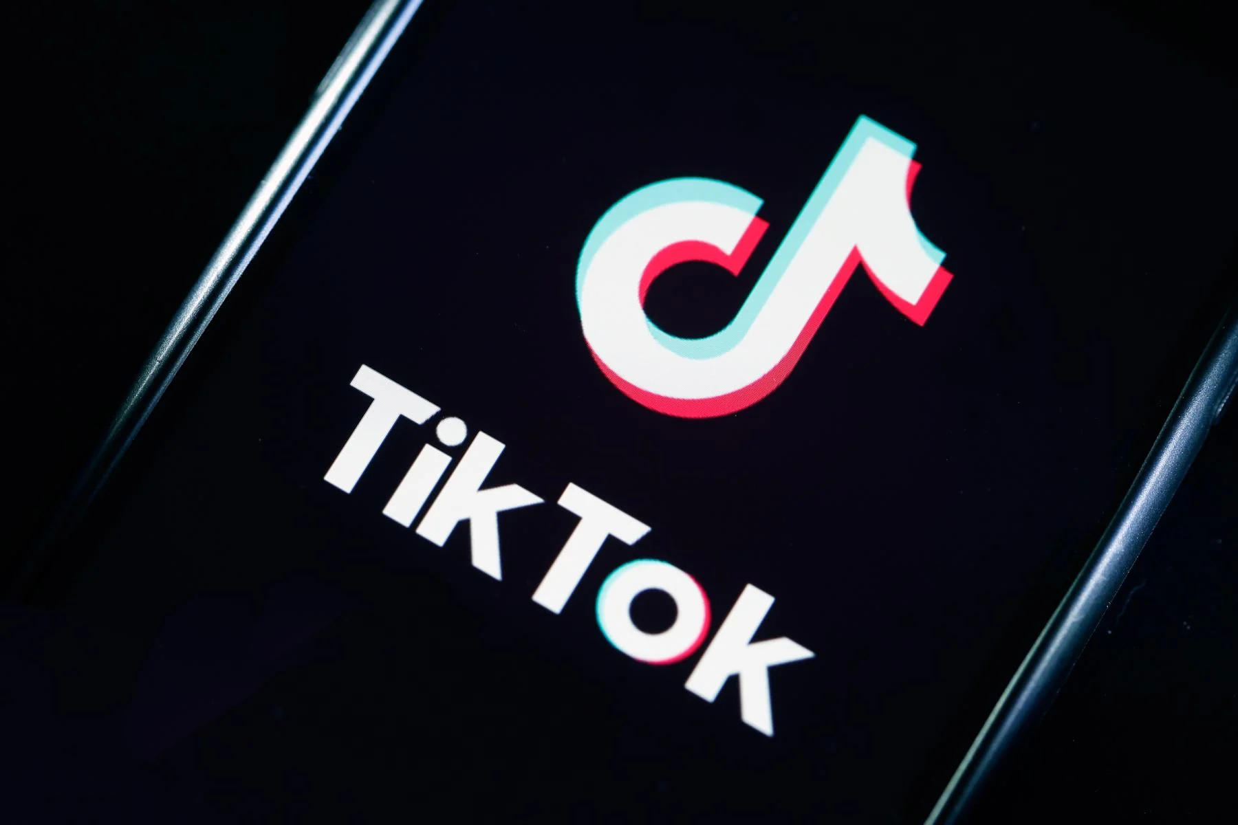 TikTok pregătește o versiune separată a aplicației pentru utilizatorii din SUA, în așteptarea unei posibile vânzări