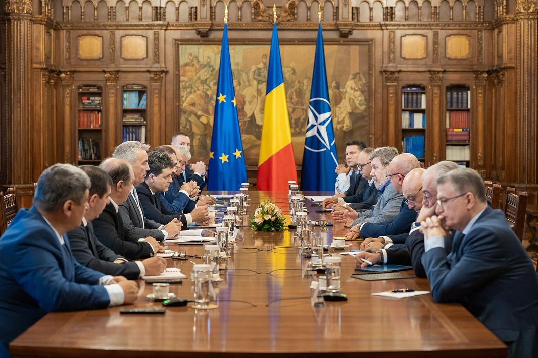 Miercuri a avut loc o nouă rundă de negocieri între PSD, PNL, USR și UDMR. Partidele se vor întâlni și astăzi cu Președintele