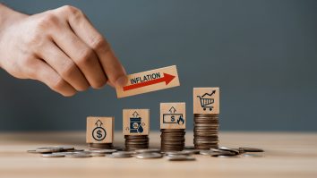Rata anuală a inflaţiei s-a menţinut în septembrie sub 10%. Alimentele s-au scumpit cu 7,8%, serviciile cu 10,3%, iar mărfurile nealimentare cu peste 11%
