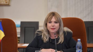 Președintele ia în calcul varianta unui Guvern tehnocrat. Anca Dragu, Delia Velculescu și Ionuț Dumitru sunt printre numele vehiculate pentru funcția de Premier