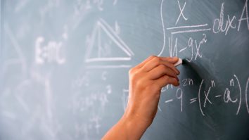 Elevii de la profilul real au susținut astăzi proba de Matematică la Bacalaureat. Cătălin Ciupală, profesor: „Un elev silitor, care a învățat, nu are niciun fel de probleme”