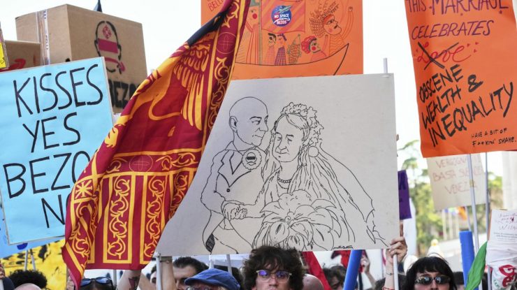 Nunta lui Jeff Bezos la Veneția a generat proteste. Localnicii și-au exprimat nemulțumirea printr-un banner „No space for Bezos”