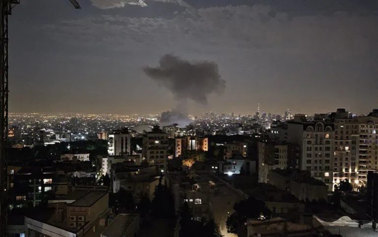 BREAKING NEWS – LIVE UPDATE: Israelul a atacat facilitățile nucleare ale Iranului, în operațiunea „Rising Lion”. Iranul amenință cu un „răspuns dur”