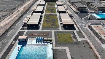 Un campus capabil să găzduiască 10.000 de oameni a fost construit lângă proiectul Neom. Sute de britanici s-au mutat cu familiile