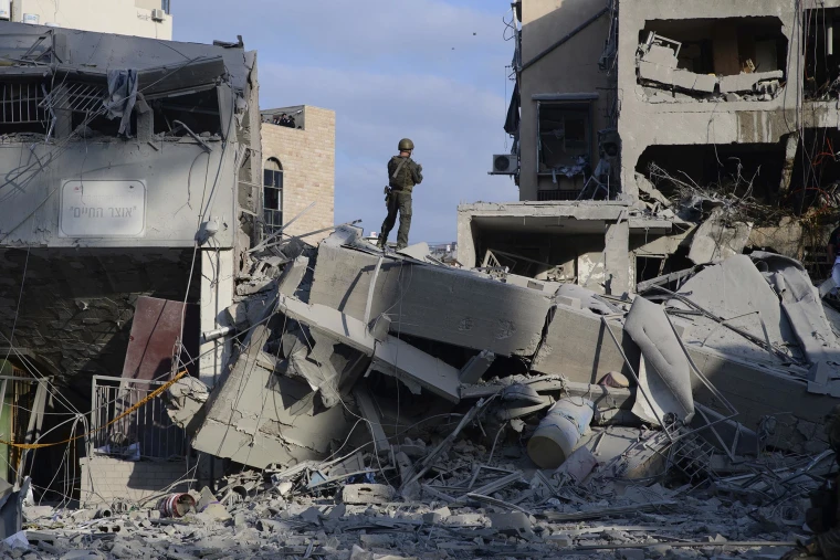 Statele Unite trimit arme în Orientul Mijlociu. Ce provocări au Iranul și Israelul într-un război de la distanță