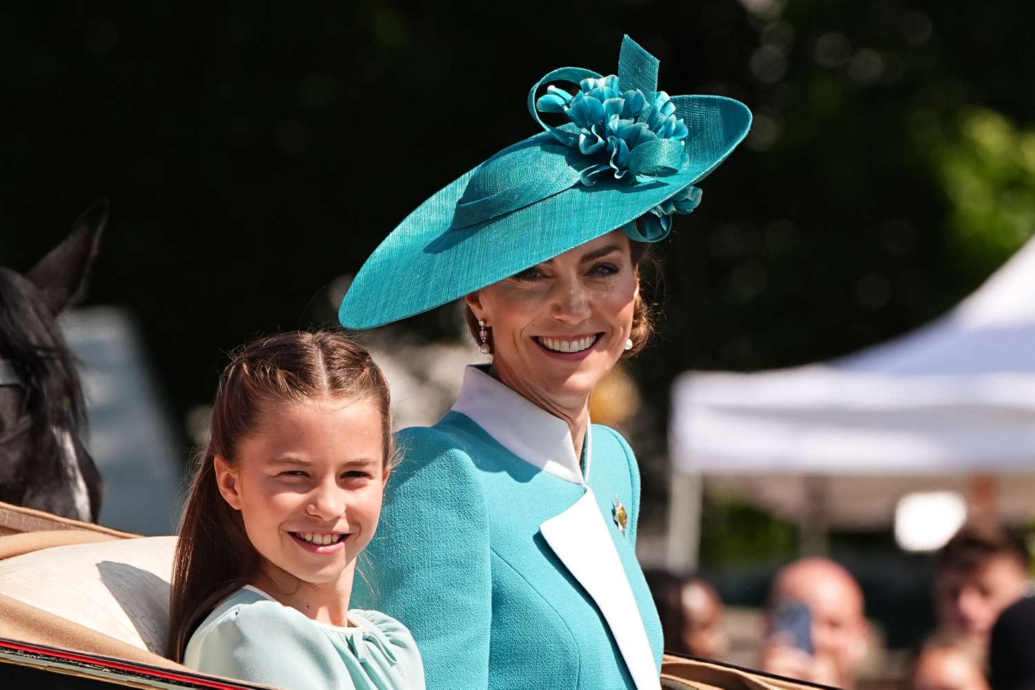 Londra celebrează ziua oficială a Regelui Charles cu parada Trooping the Colour: Kate Middleton revine în public după tratamentul împotriva cancerului