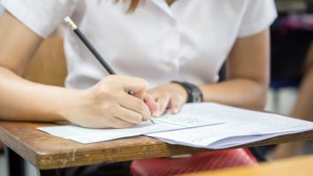 Cum te poți pregăti eficient pentru Bacalaureat? Iuliana Cimpoeru: „Un sfat pe care l-aș da elevilor ar fi să manifeste îngăduință față de sine”