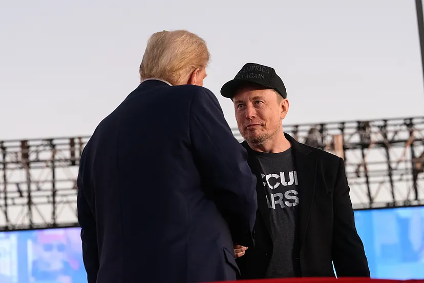 LIVE UPDATE. Trump și Musk și-au declarat război. Scandalul escaladează: Musk spune că „Trump e implicat în Dosarele Epstein” și distribuie imagini cu Președintele SUA de la petrecerile lui Epstein
