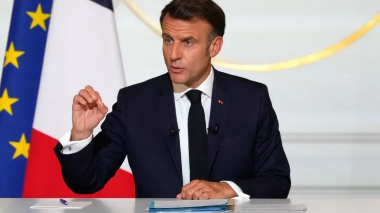 Emmanuel Macron ajunge astăzi în Groenlanda. Vizita e un gest simbolic de unitate europeană și un semnal politic în contextul tensiunilor cu SUA