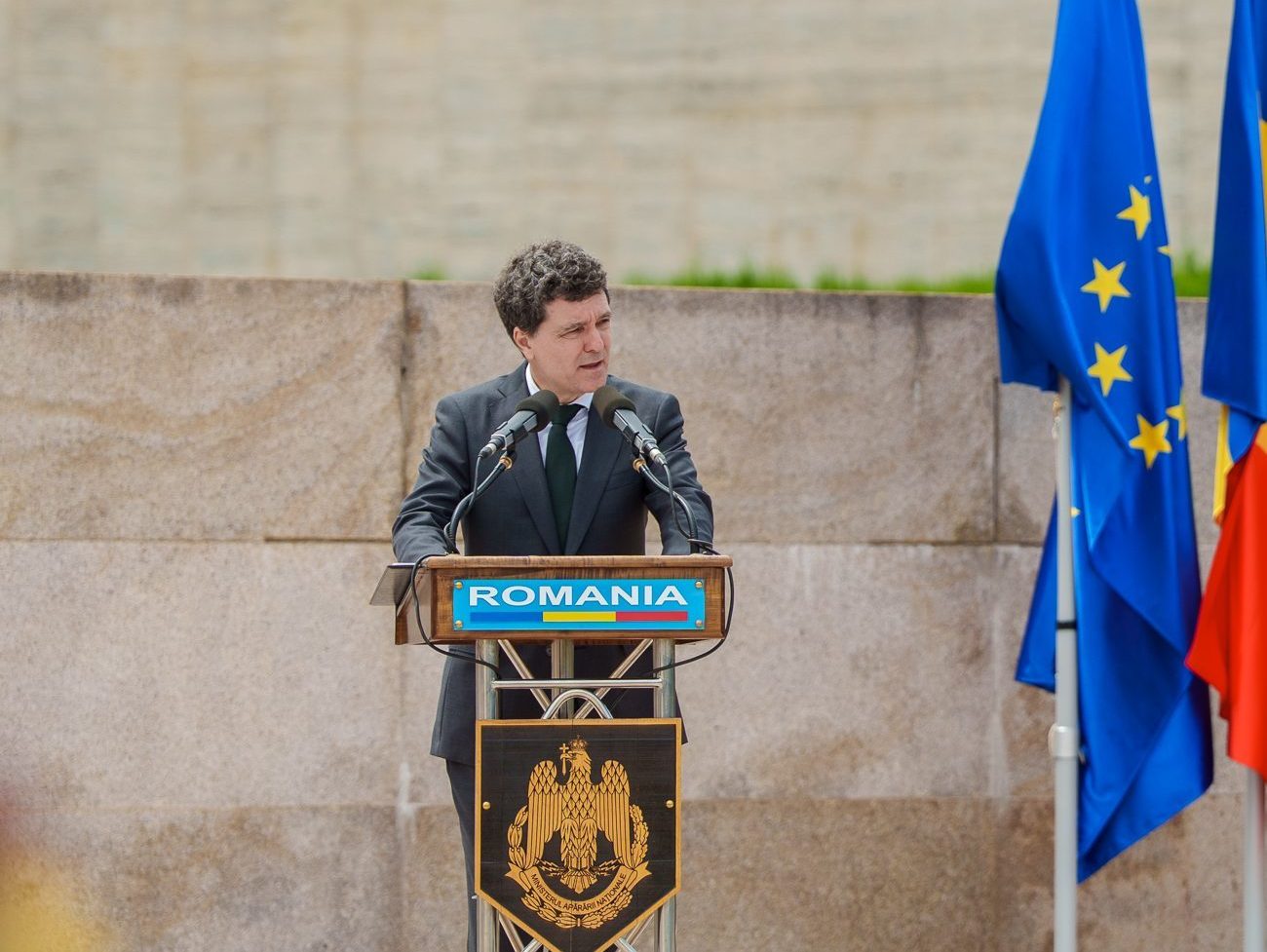 Nicușor Dan participă astăzi la Summitul B9 și Țările Nordice din Lituania. E prima vizită externă a Președintelui