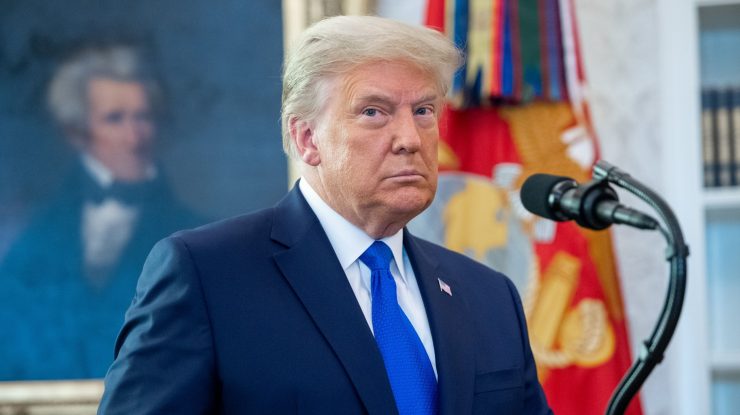 Trump afirmă că nu dorește să vadă o schimbare de regim în Iran: „Nu vreau așa ceva. Aș dori să văd că totul se calmează cât mai repede posibil”