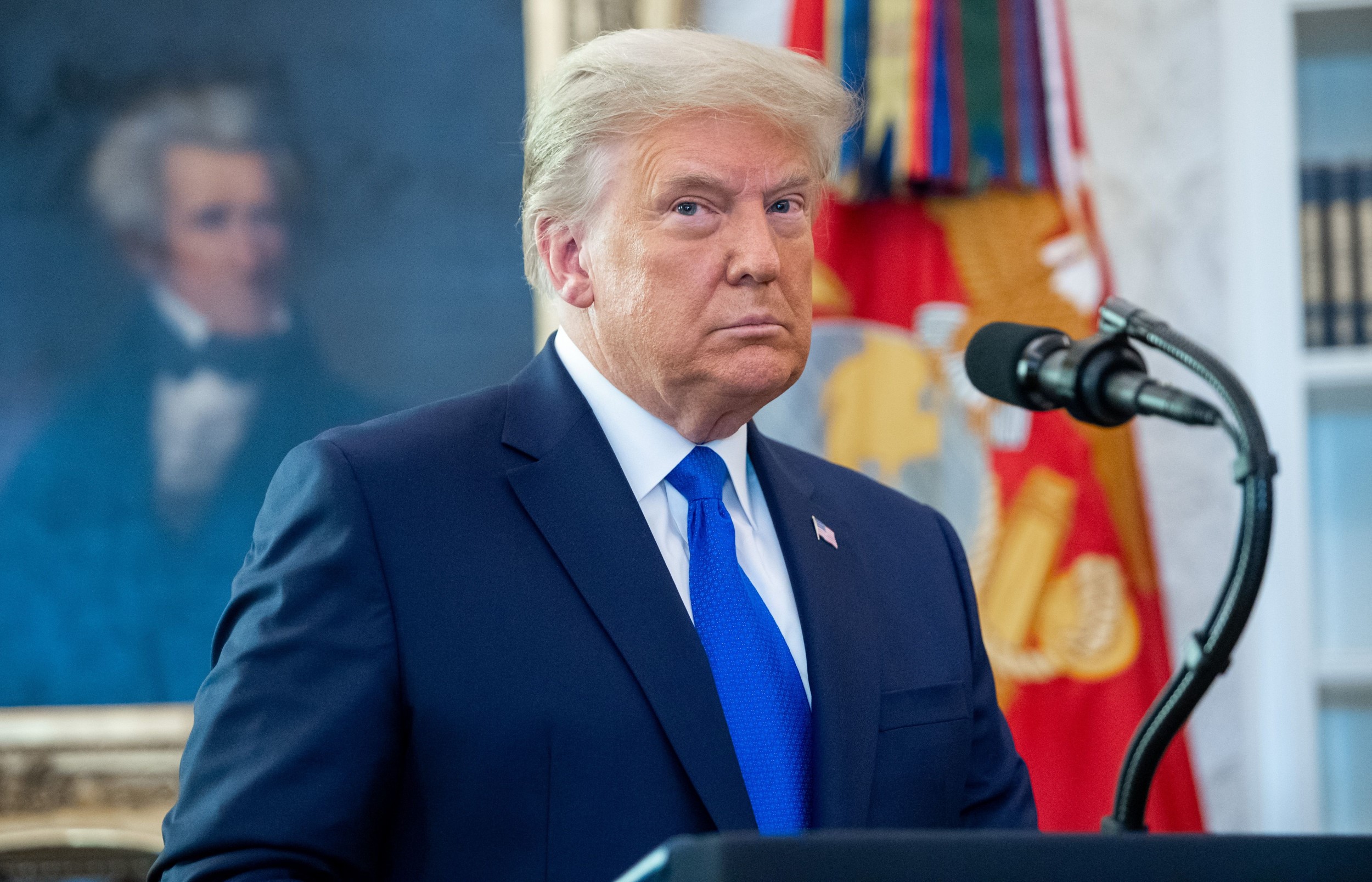 Trump afirmă că nu dorește să vadă o schimbare de regim în Iran: „Nu vreau așa ceva. Aș dori să văd că totul se calmează cât mai repede posibil”