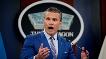 Iranul ar fi ascuns uraniul înaintea atacurilor americane. Pete Hegseth: „Nu este nici o dovadă. Este în ADN-ul vostru să-l huiduiți pe Trump”