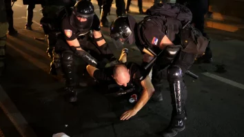 Peste 140.000 de persoane au protestat în Belgrad cerând alegeri anticipate și încetarea guvernării Președintelui Aleksandar Vucic