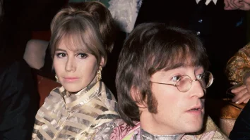 O scrisoare de dragoste a lui John Lennon către prima sa soţie, în care se plânge de sforăitul lui Paul McCartney, va fi scoasă la licitaţie la Londra