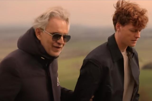 VIDEO. Jannik Sinner și-a surprins fanii, după ce a lansat un duet emoționant alături de celebrul tenor Andrea Bocelli