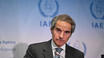 Iranul îi interzice directorului AIEA accesul la instalațiile sale nucleare și îndepărtează camerele de supraveghere de pe acestea