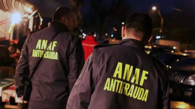 Vameșii și inspectorii de la ANAF vor fi obligați să poarte bodycam-uri atunci când fac controale ca să nu mai fie tentați să ia mită