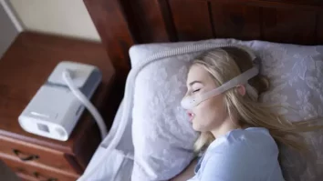 Schimbările climatice îi fac pe oameni să nu mai pună capul liniștiți pe pernă. Încălzirea globală poate dubla cazurile de apnee