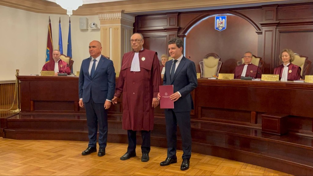 Motivarea CCR pentru secretizarea declarațiilor de avere este absolut halucinantă, iar Nicușor Dan este unul dintre beneficiari. Ce aberații sunt invocate