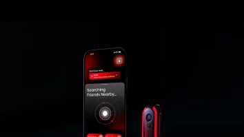 Ina Jovicic a creat primul bodyguard A.I. din lume. Îl poți purta pe haină de când pleci de la o cină sau de la petrecere