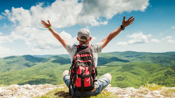 Banii aduc fericirea dacă știi pe ce să îi dai. Oamenii preferă să-și cheltuie banii pe vacanțe decât pe obiecte materiale